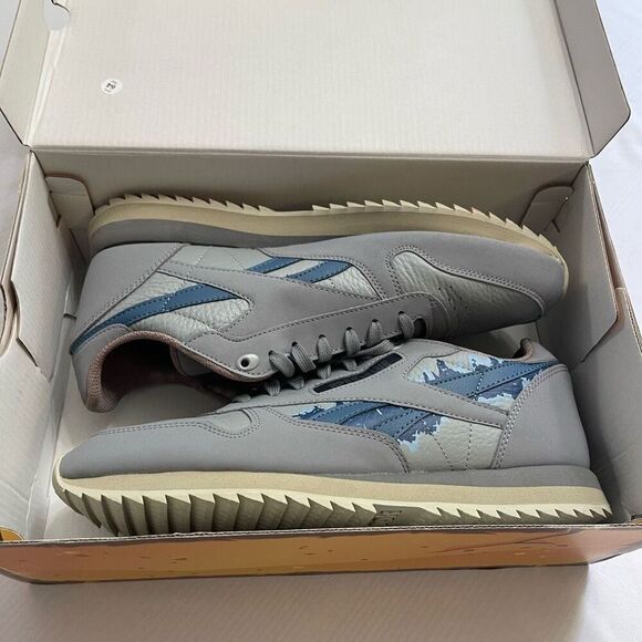 Reebok x Jurassic Park Leather Ripple Sneakers Shoes HQ6253 Size 11 main image 11